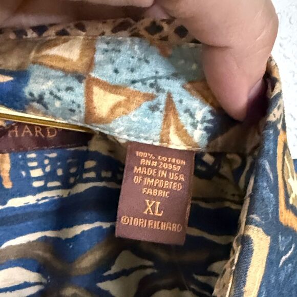 NWT- Tori Richard- Tribal Men's Geometric Casual button down- Size XL - Picture 3 of 7